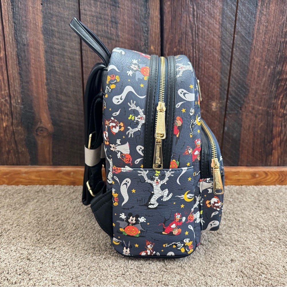 NWT Mickey and Friends Halloween Loungefly Backpack - Picture 3 of 4